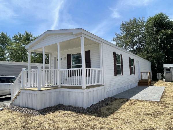 2024 Redman Northwood L25208 Manufactured Home