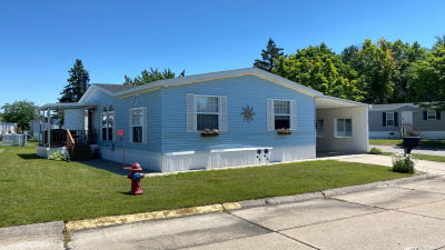 Mobile Home at 4622 Country Way W. Saginaw, MI 48603