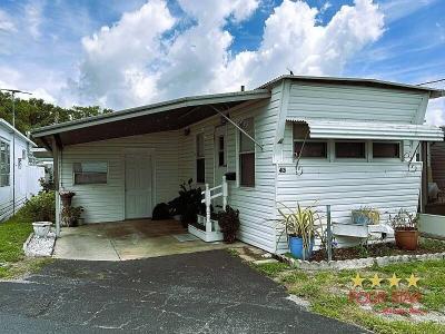 Mobile Home at 43 Orange Pl Tavares, FL 32778