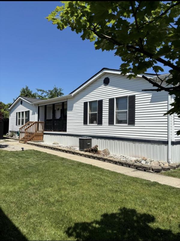 1990 Commodore Mobile Home For Sale
