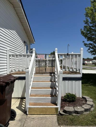 Photo 4 of 20 of home located at 28840 Mapleleaf Dr. Flat Rock, MI 48134