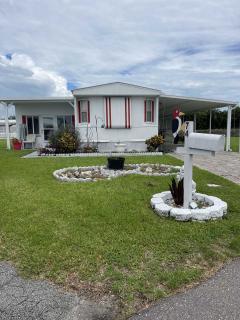 Photo 1 of 81 of home located at 4425 Us Highway 441 S Lot 74 Okeechobee, FL 34974