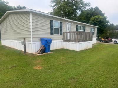 Mobile Home at 5851 Karen St Ooltewah, TN 37363