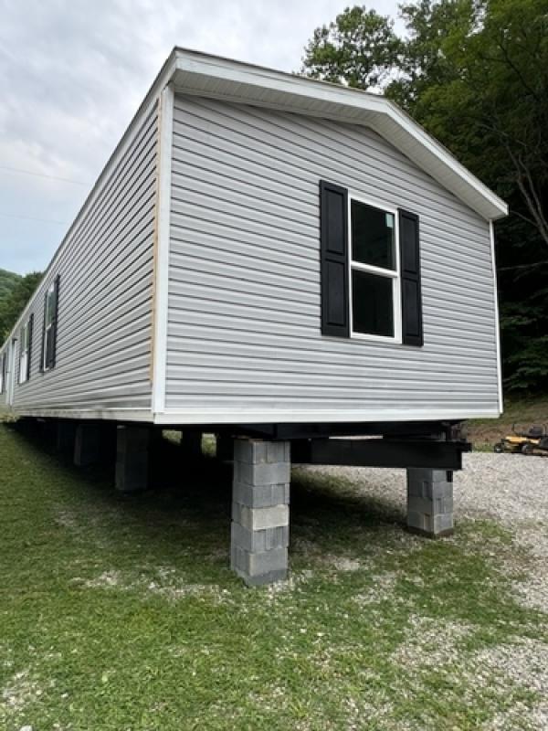 2019 THE BREEZ Mobile Home For Sale