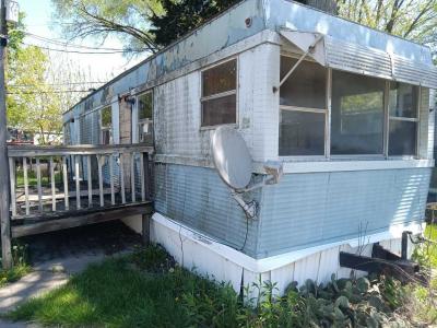 Mobile Home at 4923 Rockville Road - Unit 25 Indianapolis, IN 46224