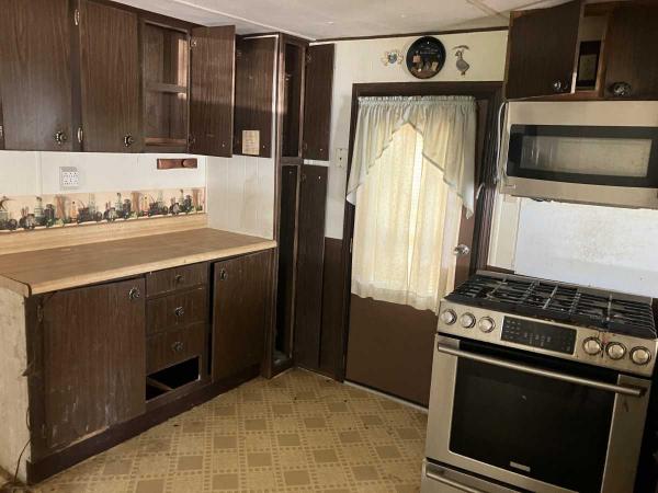 1973 Elcona Homes Mobile Home