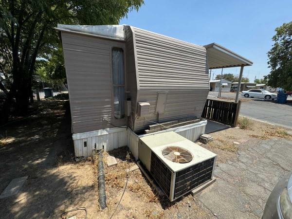 1981 Traveleze Industries Mobile Home