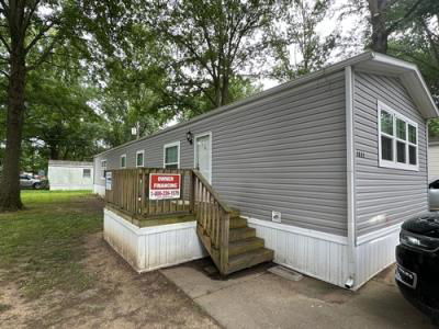 Mobile Home at 5601 Green Acres Dr Louisville, KY 40258