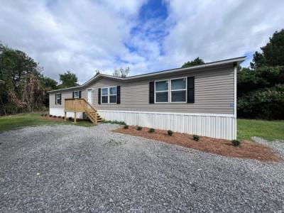 Mobile Home at 3685 County Road 1224 Vinemont, AL 35179