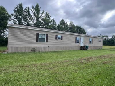 Mobile Home at 437 County Road 50 Fayette, AL 35555