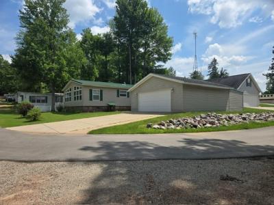 Mobile Home at 12525 Knollwood Ln., Lot 71 Suring, WI 54174