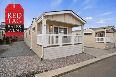 Mobile Home at 3555 S. Pacific Hwy, Lot 72 Medford, OR 97501