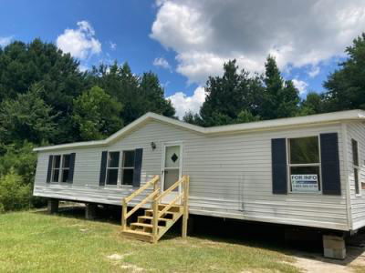 Mobile Home at 3692 Sc Hwy 9 Cheraw, SC 29520