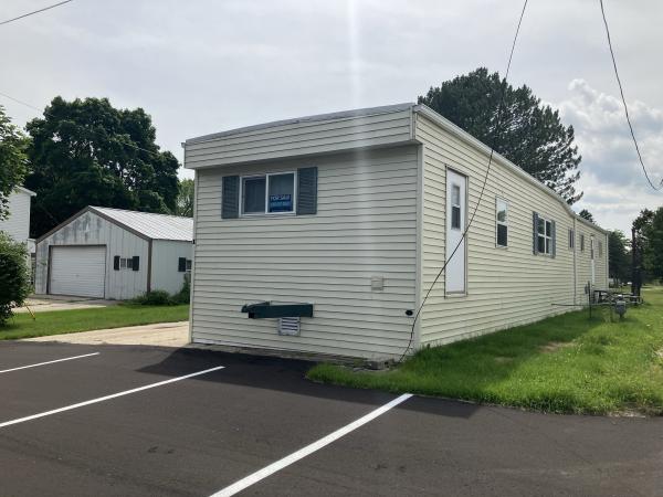 1970 Kenwood mobile Home