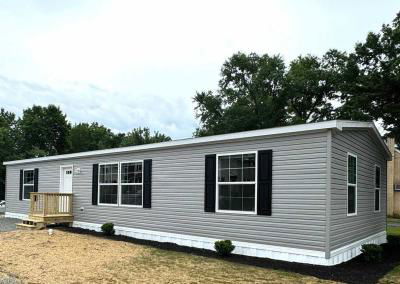 Mobile Home at 15 S. 9th St Bally, PA 19503