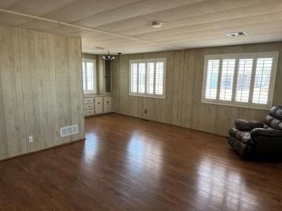 Photo 5 of 16 of home located at 3104 E. Broadway, Lot #164 Mesa, AZ 85204