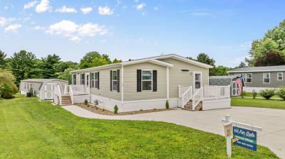 Mobile Home at 4400 Melrose Drive, Lot 27 Wooster, OH 44691
