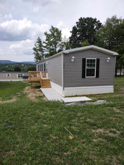 Mobile Home at 136 Winston Drive Altoona, PA 16601