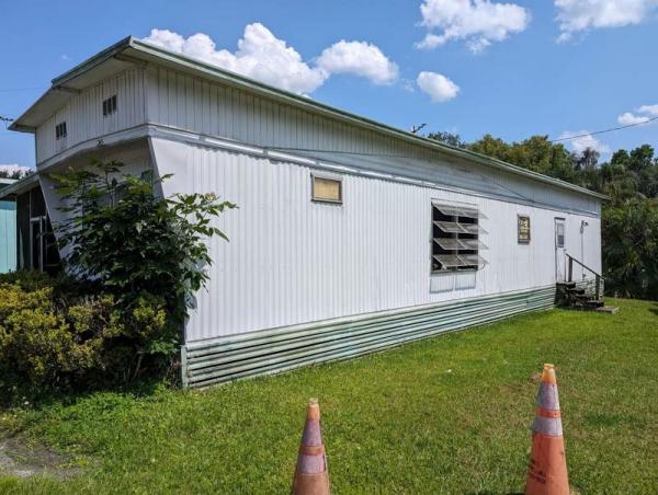 1970 Brod Manufactured Home