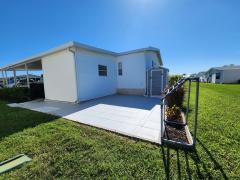 Photo 3 of 24 of home located at 8707 26th Drive E Palmetto, FL 34221