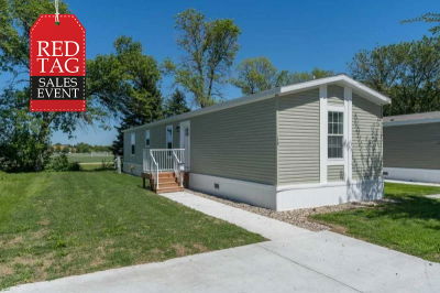 Mobile Home at 130 Kingsway Dr. North Mankato, MN 56003