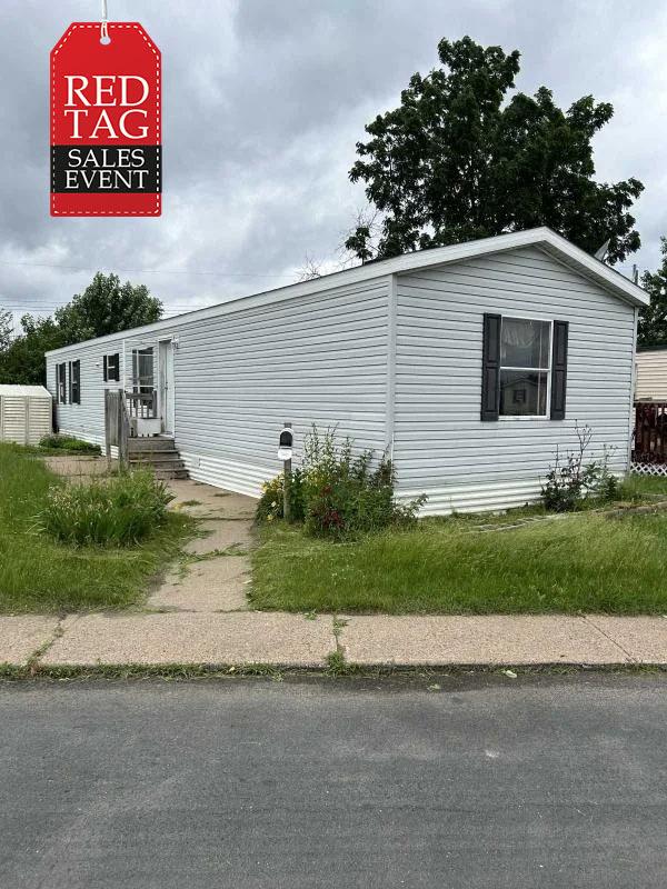 Adventure Homes Mobile Home for Sale in Fridley, MN 55432 for 59,900