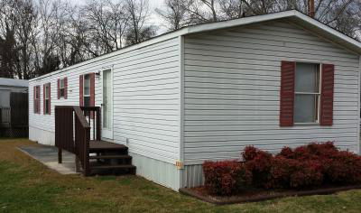 Mobile Home at 7204 Larkspur Ln Lot #133 Powell, TN 37849