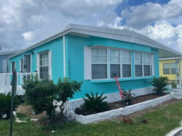 1979 TWIN Mobile Home