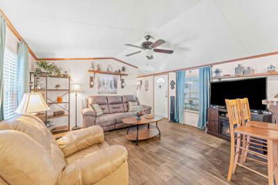 Mobile Home at 3211 West Division St #180 Arlington, TX 76012