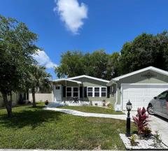 Photo 1 of 11 of home located at 1121 La Paloma Blvd North Fort Myers, FL 33903