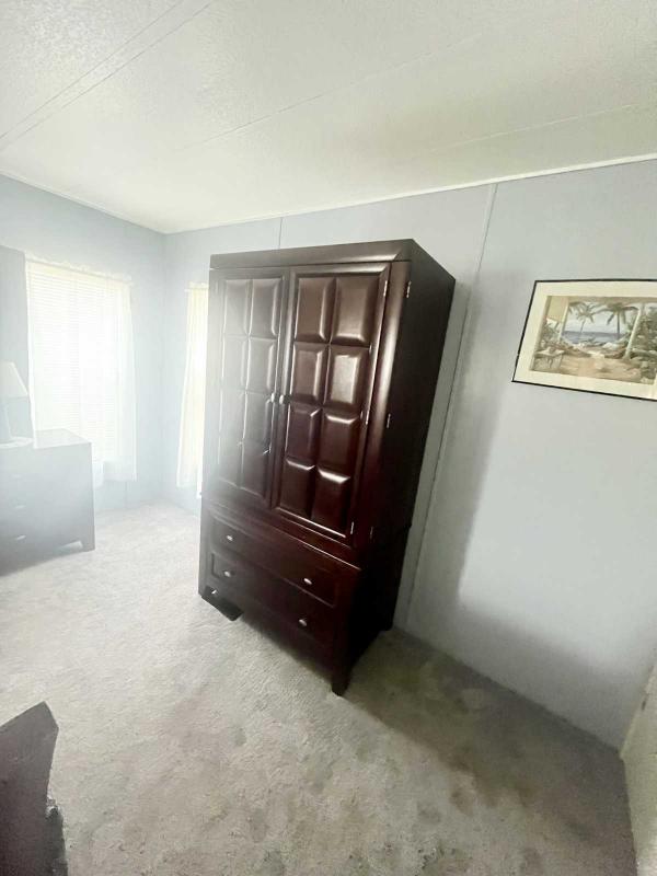 1984 Twin Manufactured Home