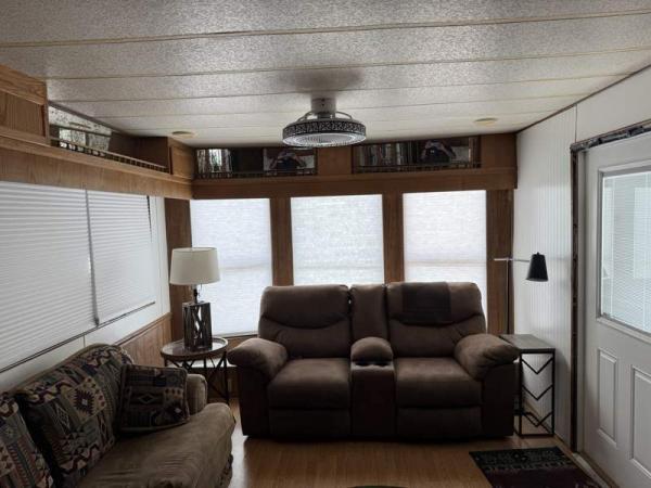 1985 Sundowner Manufactured Home