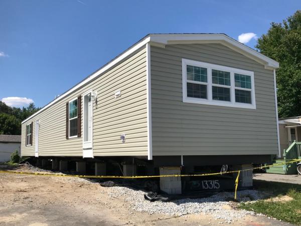 2024 Champion Home Builders, Inc. mobile Home