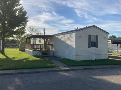 Mobile Home at 613 Cedar Bluffton, IN 46714