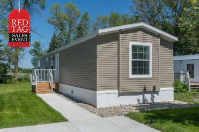 Mobile Home at 132 Kingsway Dr North Mankato, MN 56003