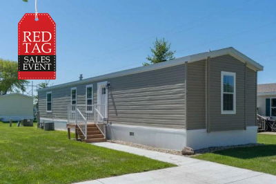 Mobile Home at 103 Kingsway Dr. North Mankato, MN 56003