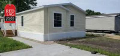 Mobile Home at 125 Kingsway Dr North Mankato, MN 56003
