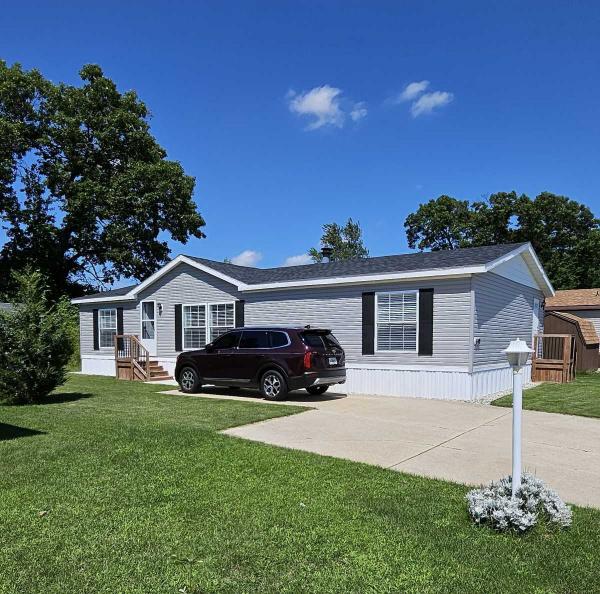 Friendship Mobile Home For Sale 6248 Plumeria Kalamazoo, MI