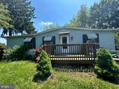 Mobile Home at 582 Walnut Street Honey Brook, PA 19344