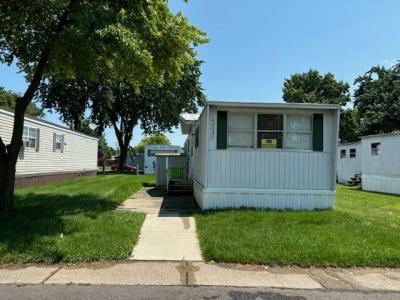 Mobile Home at 43042 Calais #187 Sterling Heights, MI 48314