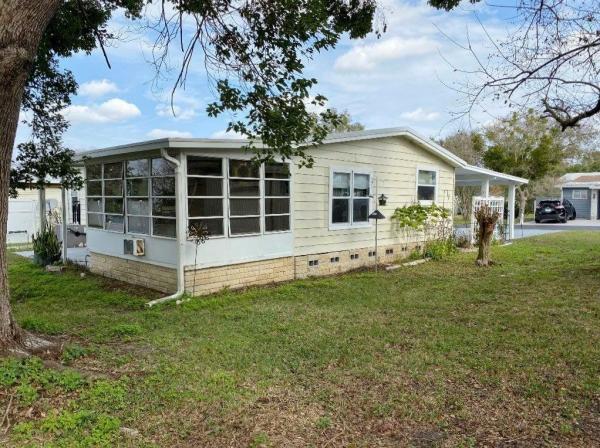 1985 Barrington Manufactured Home