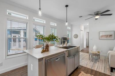 Photo 3 of 15 of home located at 74 Orange Grove Way Palmetto, FL 34221