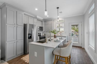 Photo 5 of 15 of home located at 74 Orange Grove Way Palmetto, FL 34221