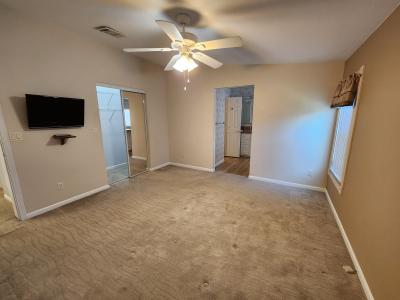 Photo 4 of 23 of home located at 2703 86th Street E Palmetto, FL 34221