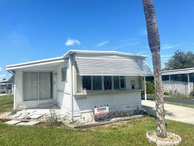 Mobile Home at 33C Dale Drive Tavares, FL 32778