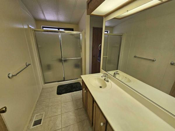 1984 Stratford Manufactured Home