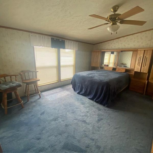 2002 Fairmont  Windsor Manufactured Home