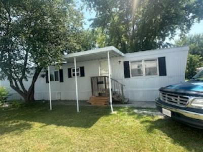 Mobile Home at Lot 25 - Reid St Carlinville, IL 62626