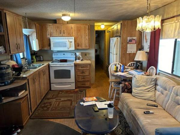 1987 High Chapparel Manufactured Home