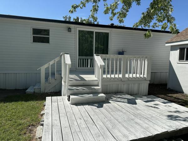 2000 CMH MANUFACTURING EAGLE POINT Mobile Home